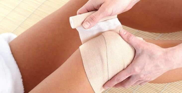 Compress the knee for arthritis and arthrosis